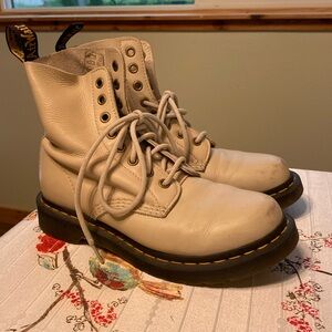 1460 pascal Doc Martens